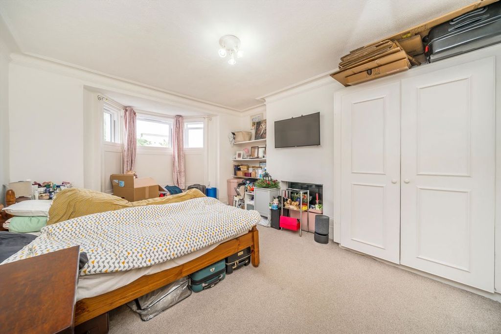 Property photo 3 of 4