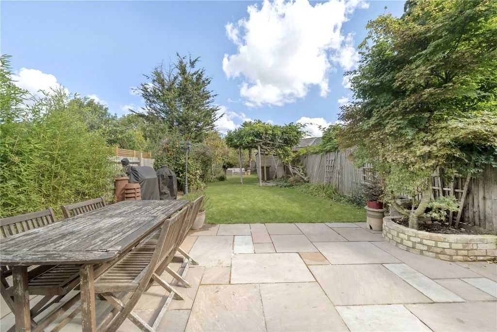 Property photo 3 of 32 Picture No. 33