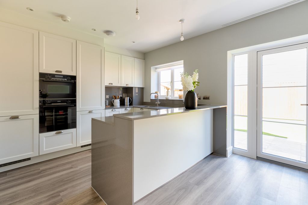 Property photo 2 of 22 Plot 3 Kitchen