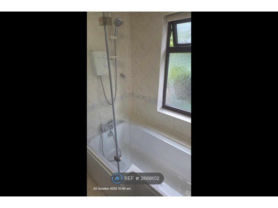 Property photo 3 of 25