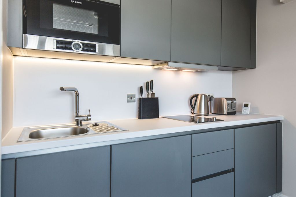 Property photo 3 of 13 Kitchen