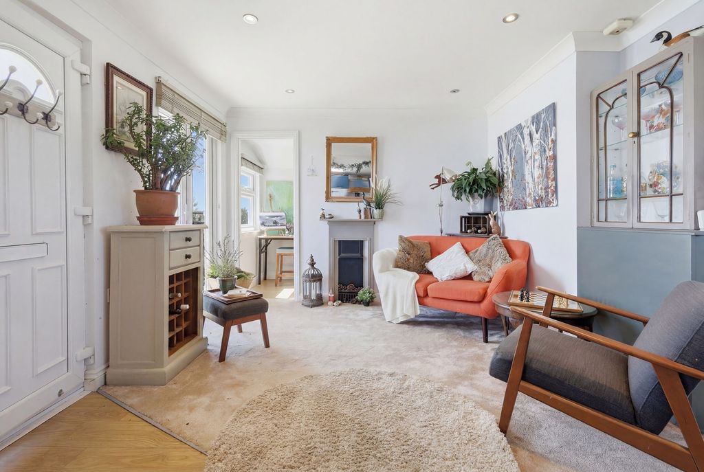 Property photo 2 of 19 Open Plan Living