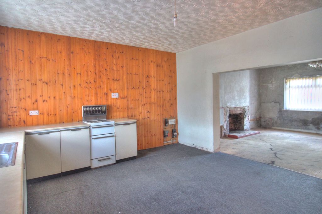 Property photo 2 of 25 Img_1177_8_9