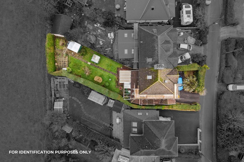 Property photo 3 of 22