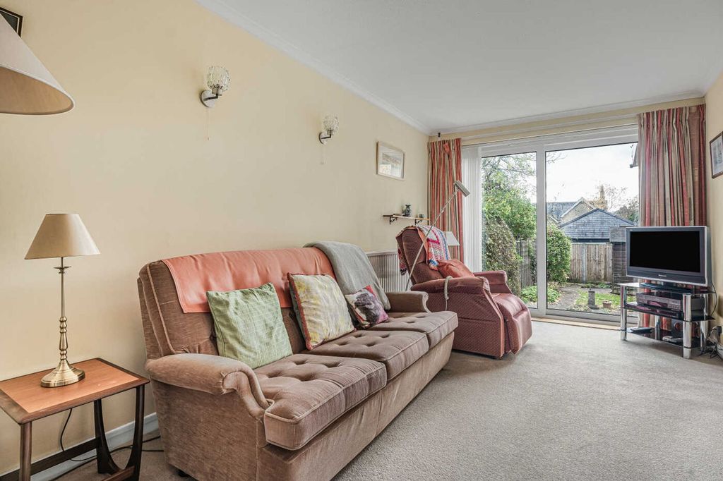 Property photo 3 of 10