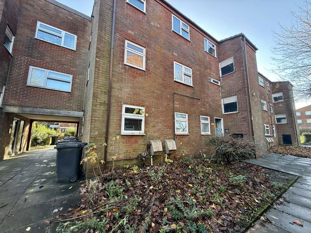 Property photo 2 of 15