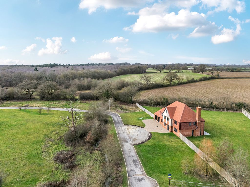 Property photo 1 of 51