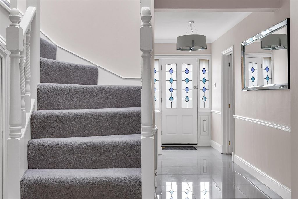 Property photo 2 of 26 Internal-19.Jpg