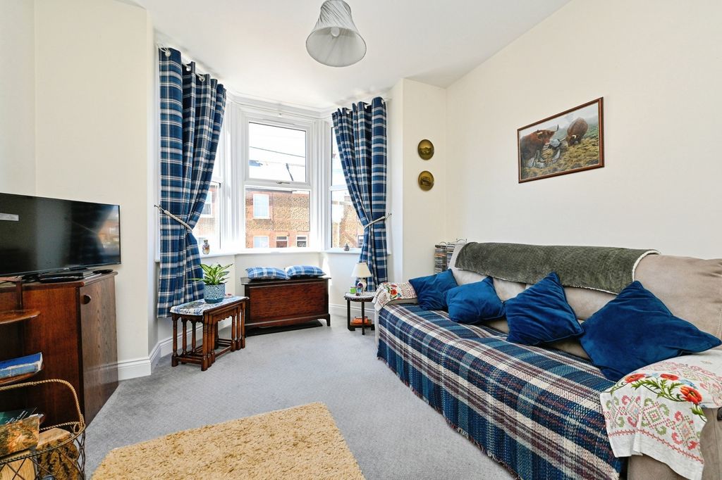 Property photo 2 of 20 Pbox-Img.Jpg