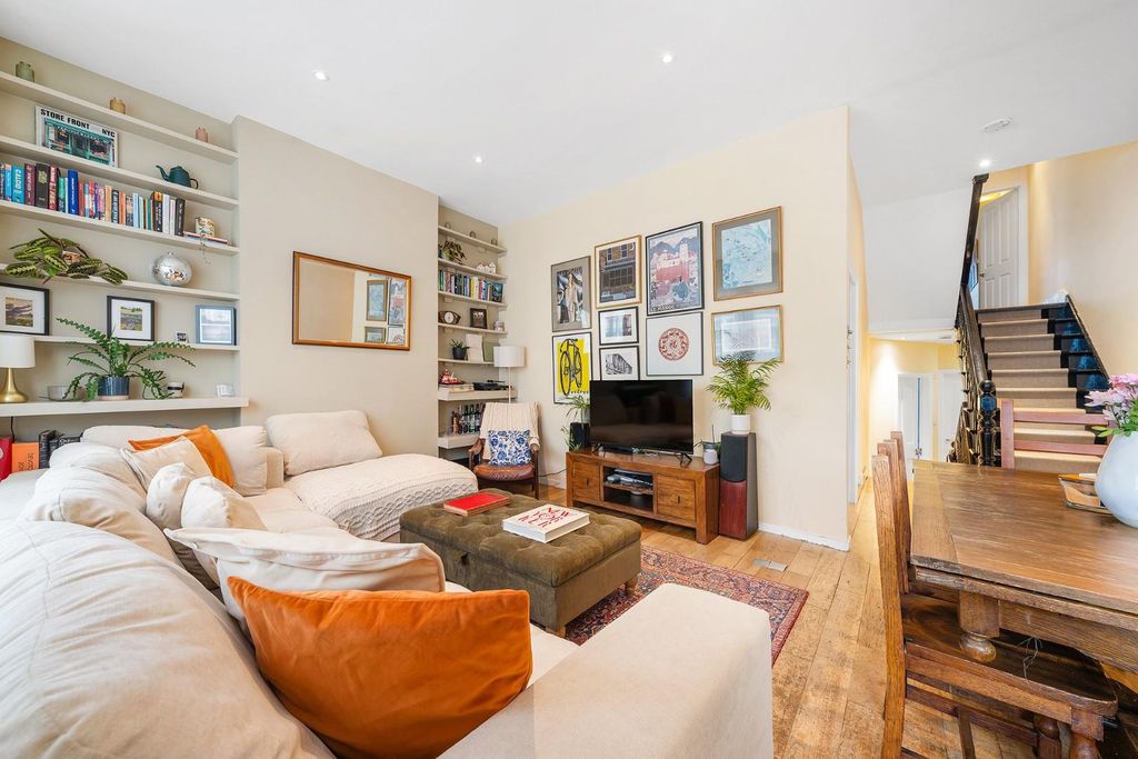 Property photo 2 of 14 Reception (3).Jpg