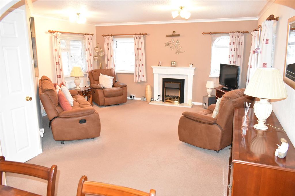 Property photo 2 of 12 Dsc_0461.Jpg