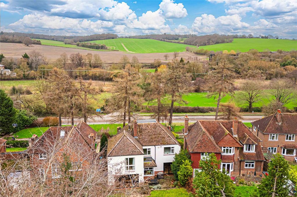 Property photo 2 of 43 Picture No. 79