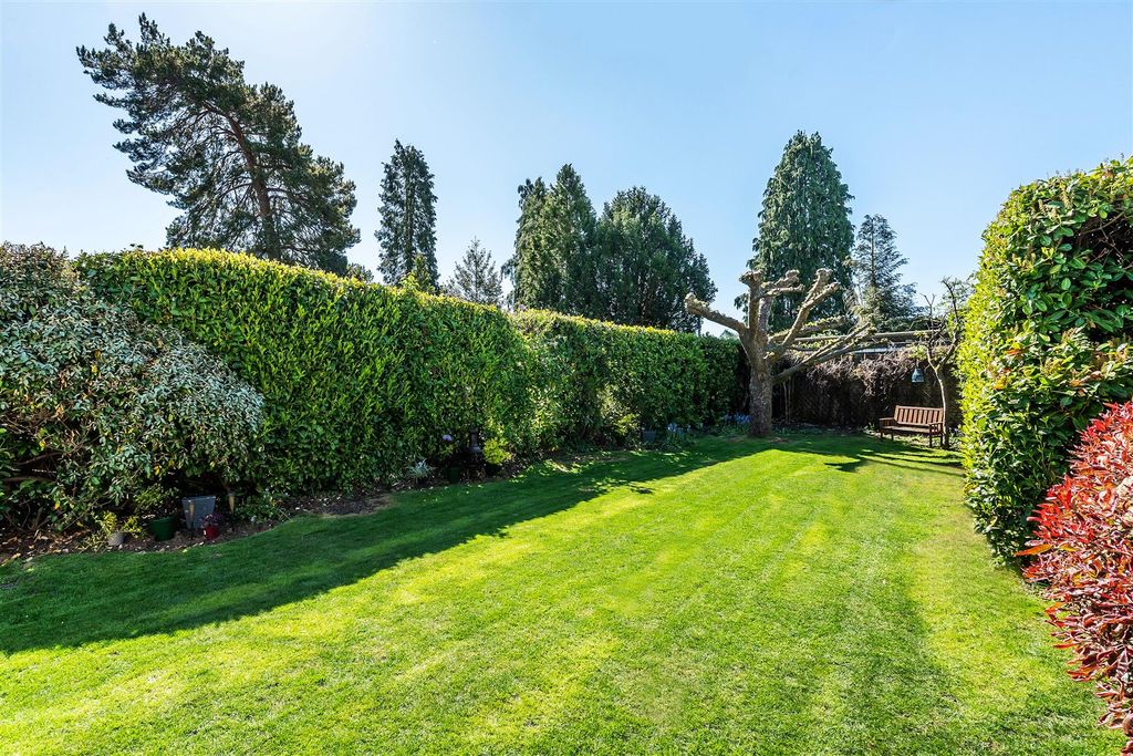 Property photo 2 of 11 19-Cannon-Way-16.Jpg