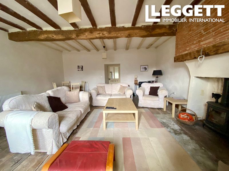 Property photo 3 of 10