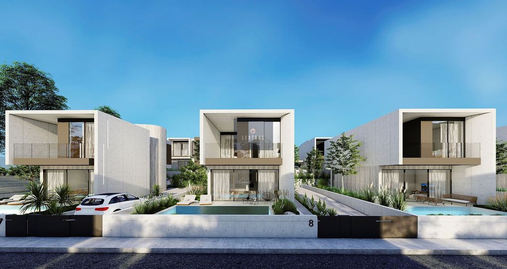 Property photo 3 of 3