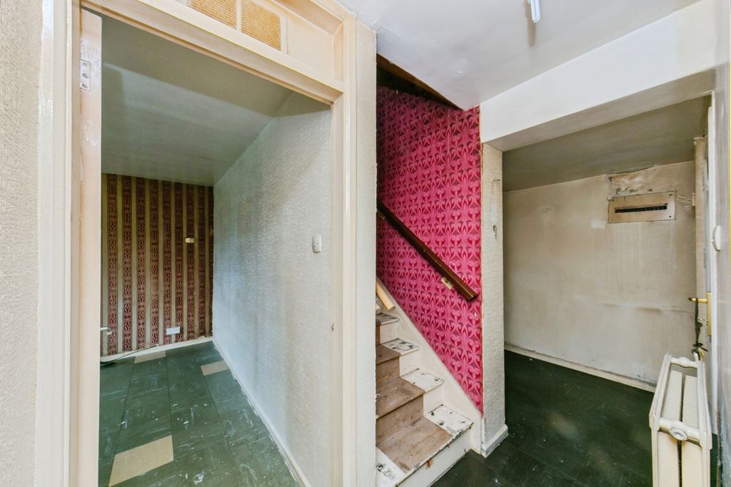 Property photo 2 of 20 Pbox-Img.Jpg