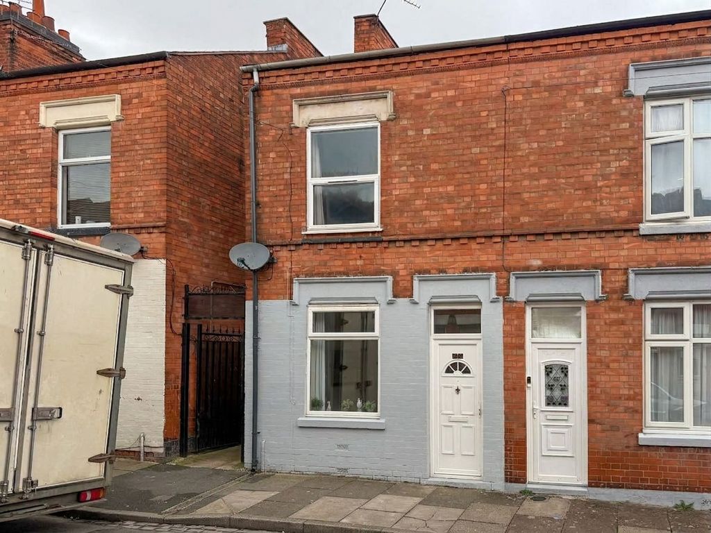 Property photo 1 of 19