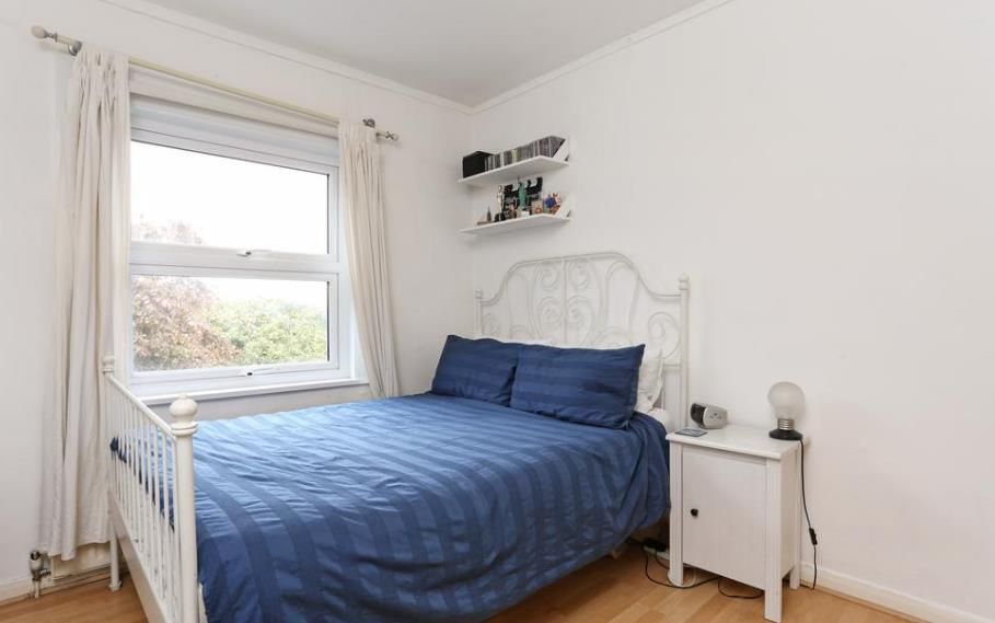 Property photo 3 of 6 12 Abercorn Mansions 5 14.10.Png