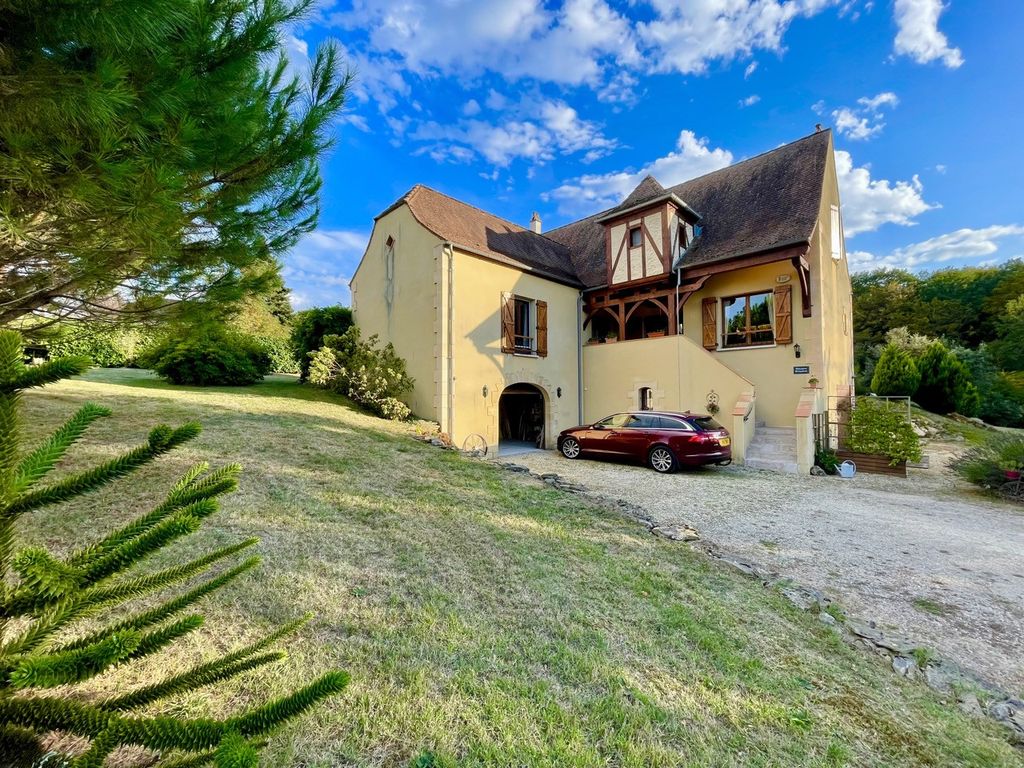 Property photo 3 of 18