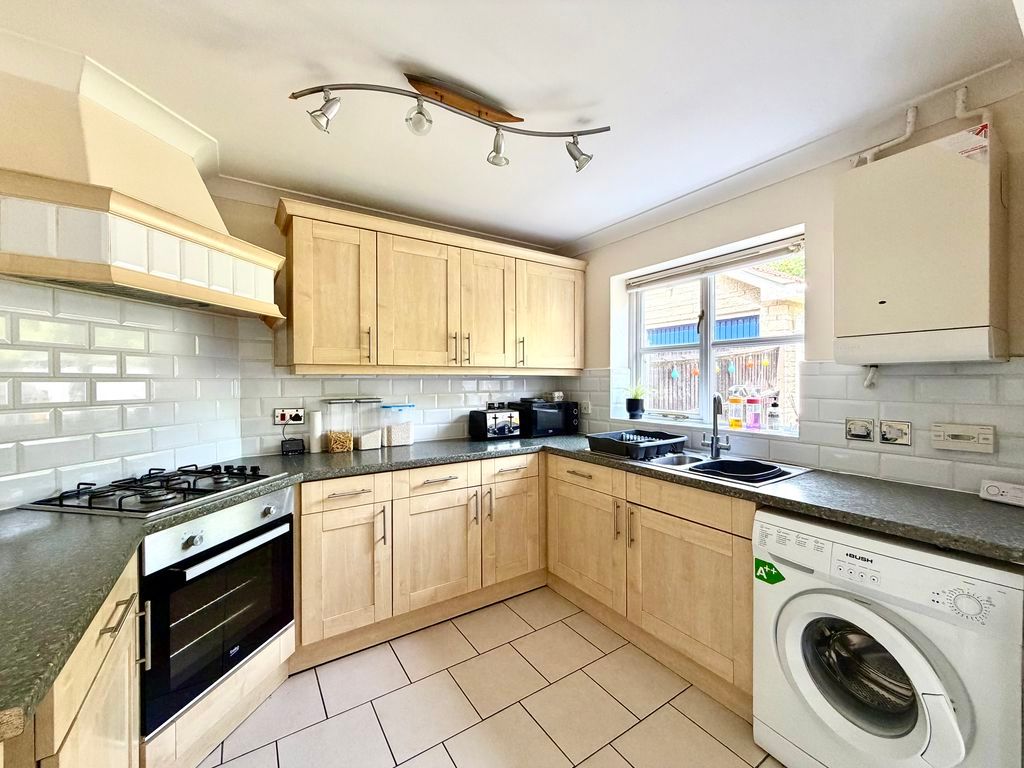 Property photo 2 of 13 Kitchen