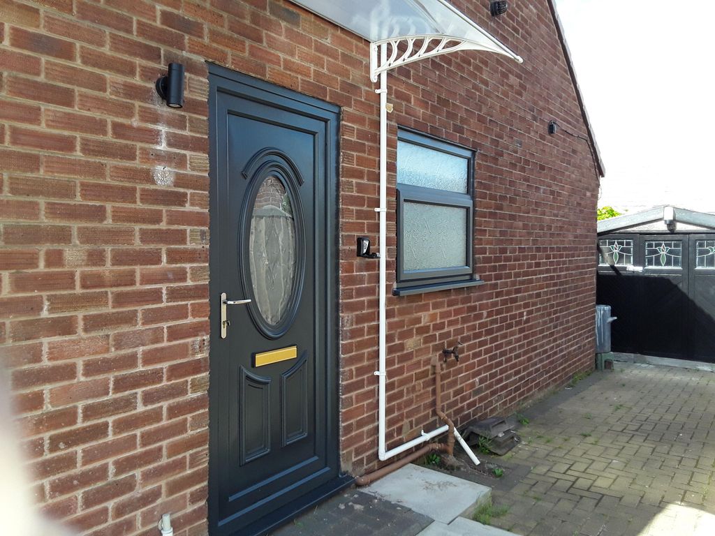 Property photo 2 of 24
