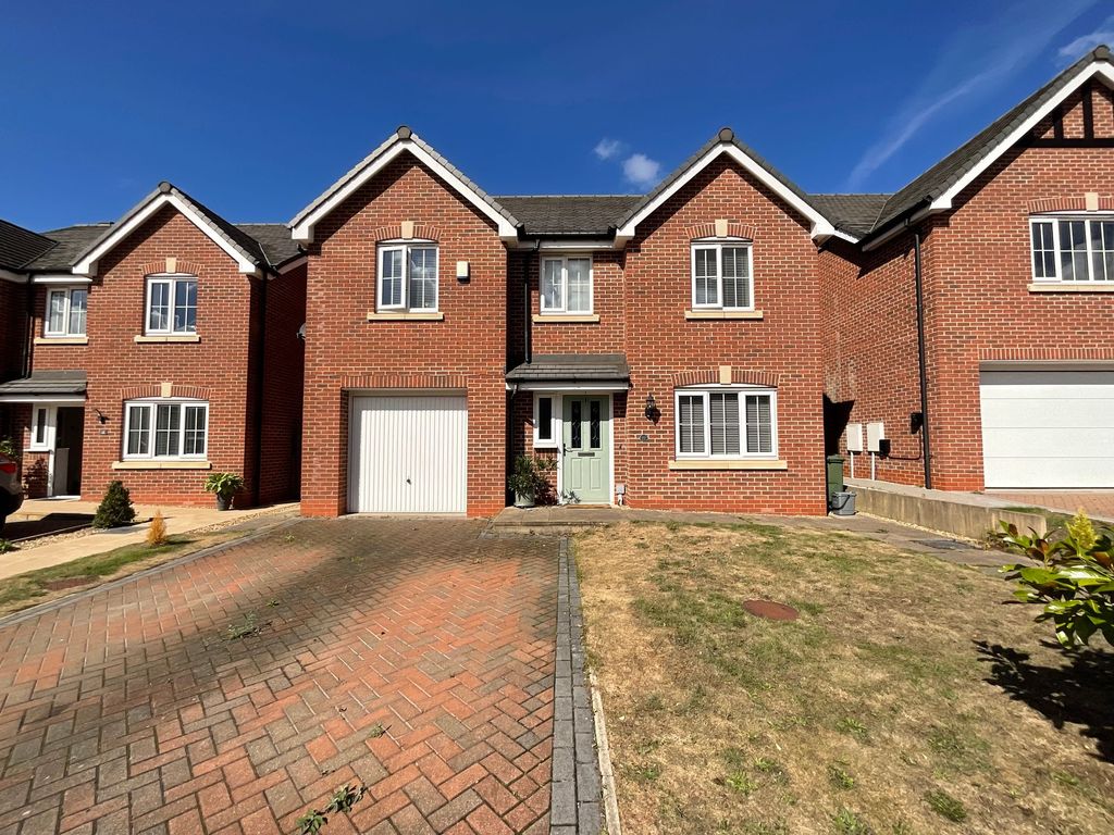 4 bed detached house for saleChandlers Way, Stone ST15