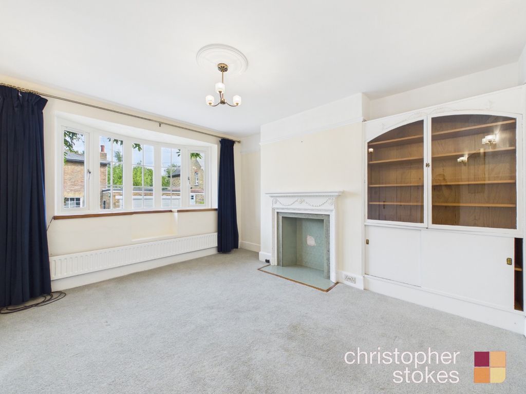 Property photo 2 of 17 4789863
