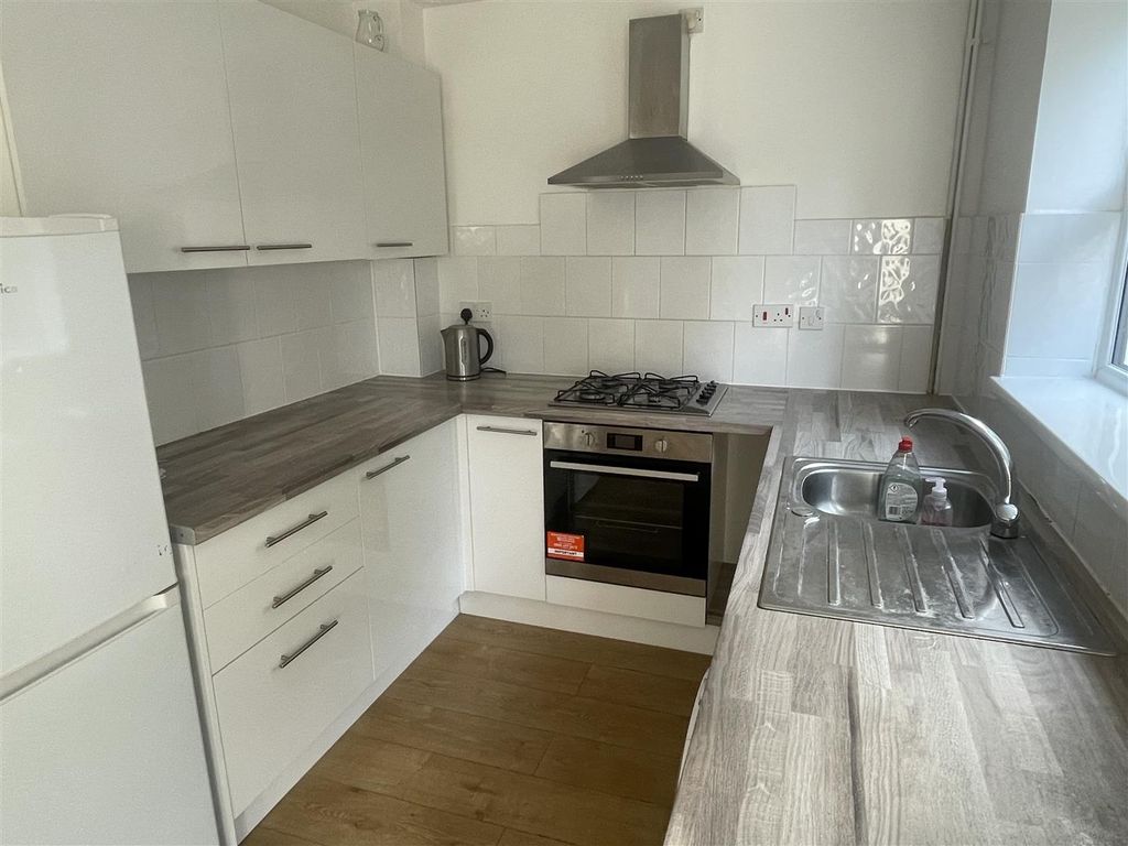 Property photo 3 of 11 Img_0743.Jpg