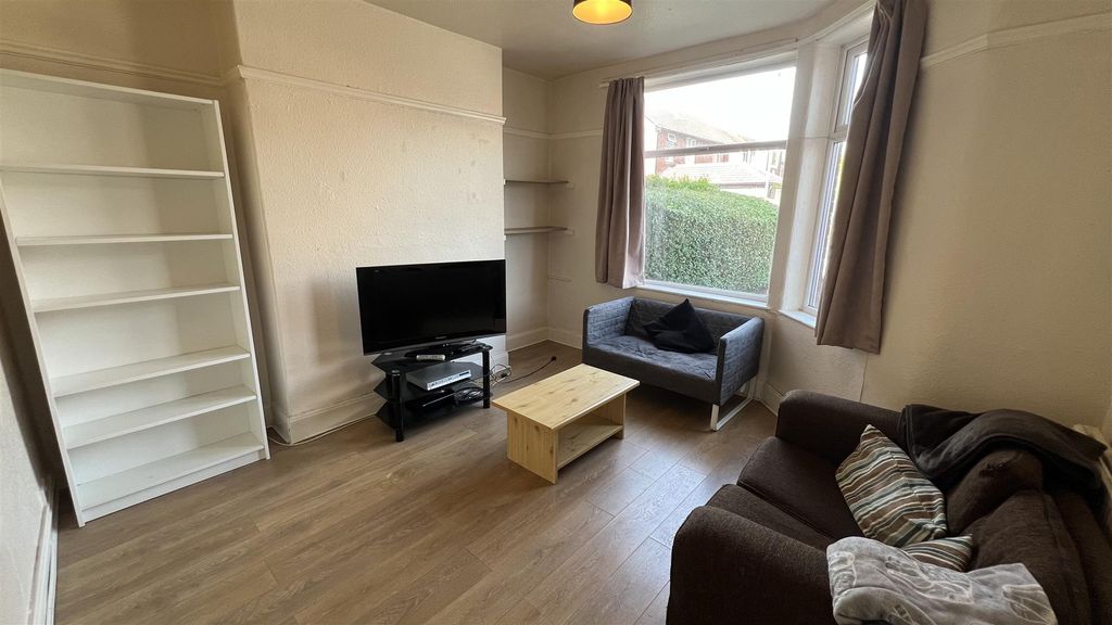 Property photo 2 of 17 20250430_131800540_Ios_Result.Jpg