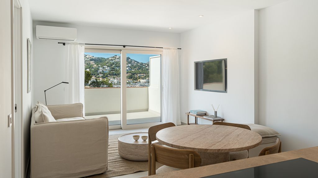 Property photo 1 of 20 Port Andratx-6.Jpg