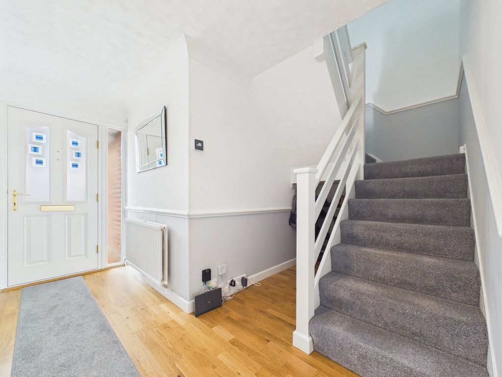 Property photo 3 of 24