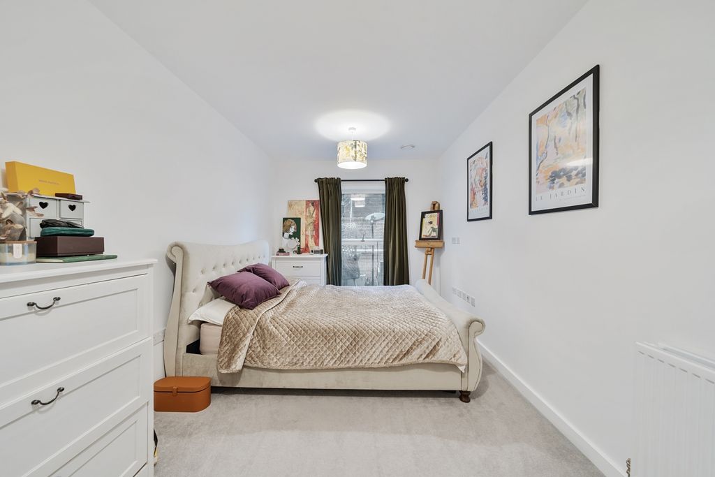 Property photo 3 of 15 Bedroom