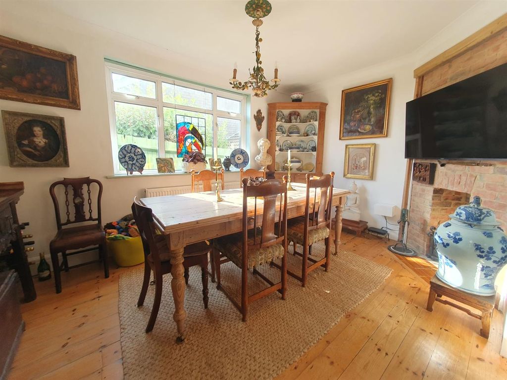 Property photo 3 of 29 New 2.Jpeg