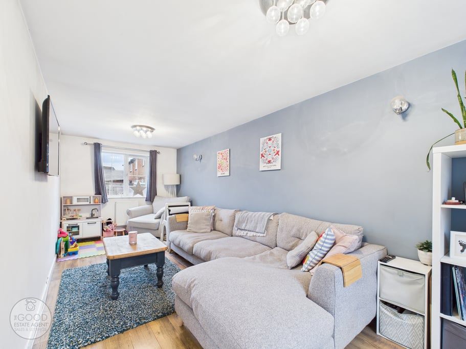 Property photo 2 of 13