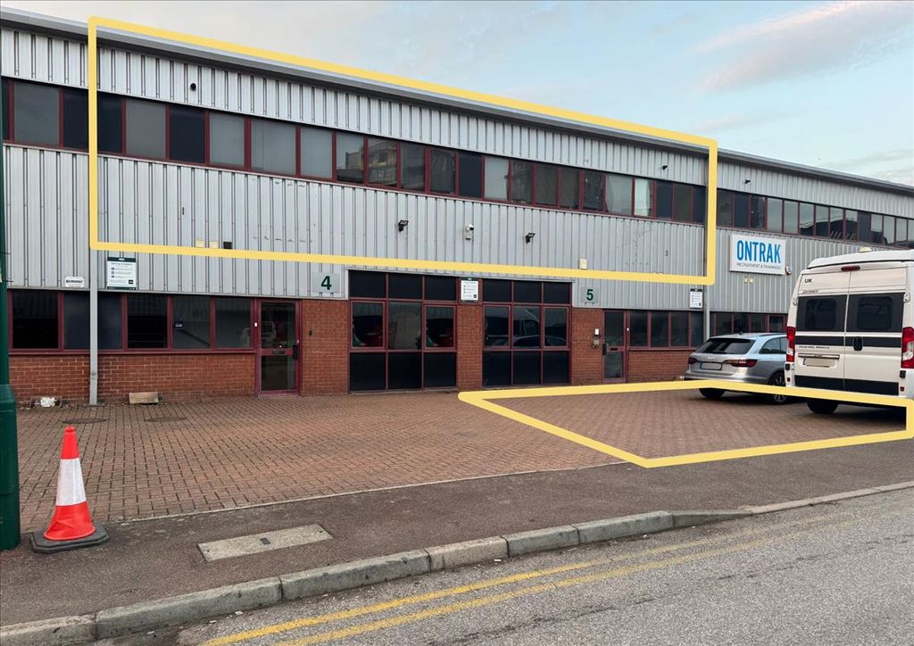 Property photo 1 of 4