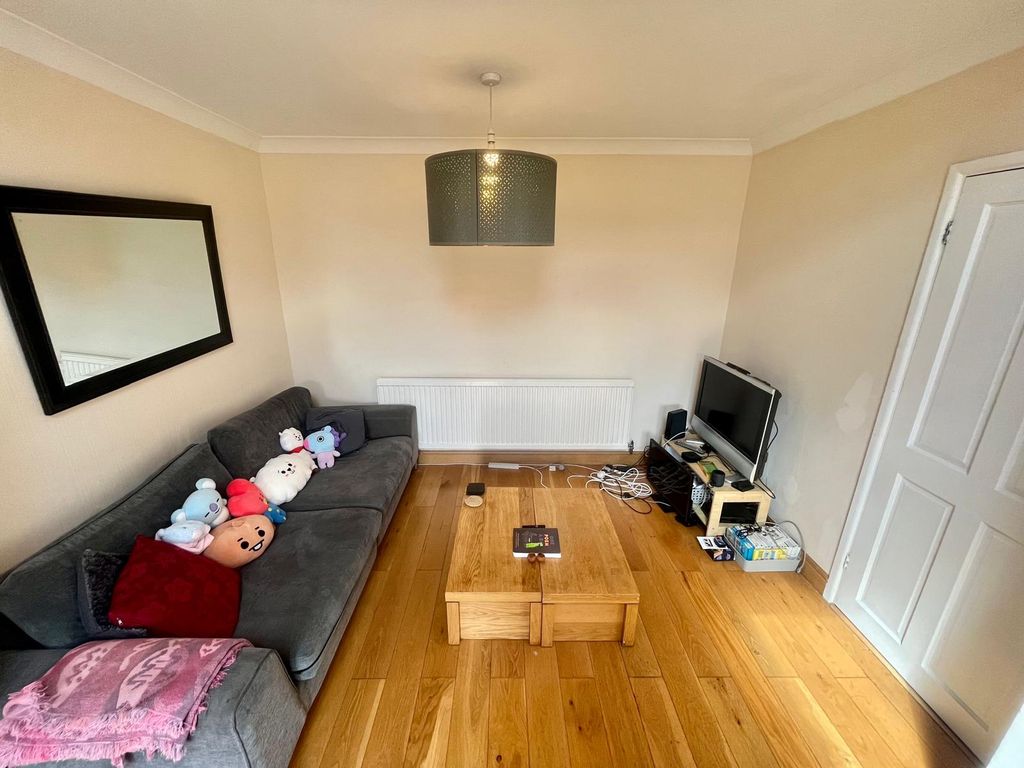 Property photo 2 of 14 Image