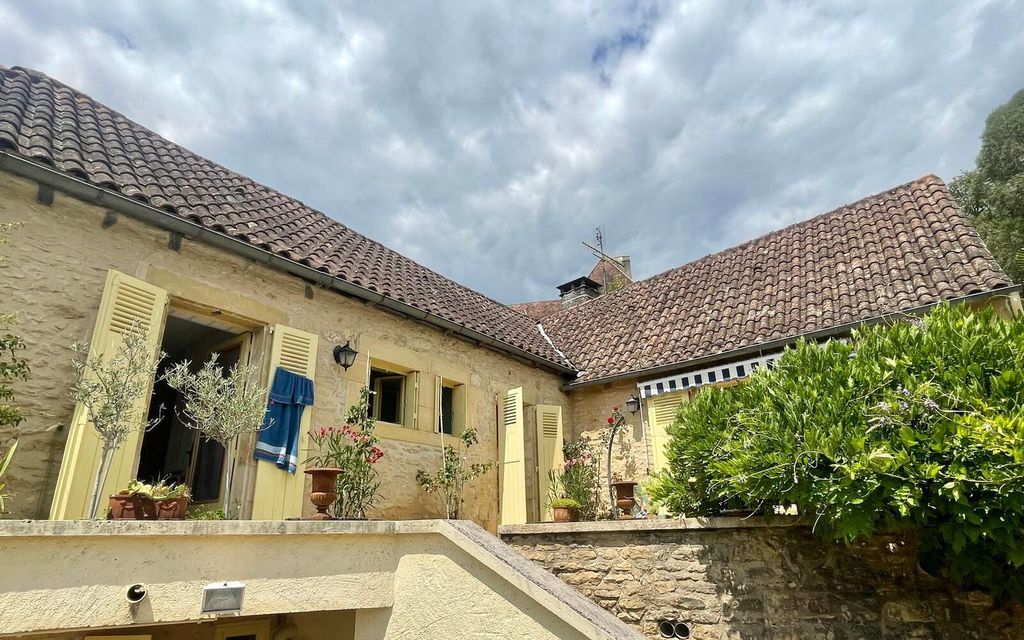 Property photo 3 of 27 Photo 3