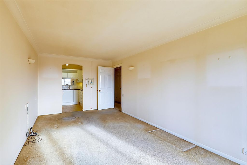 Property photo 3 of 13 Img_0887-Img_0889.Jpg