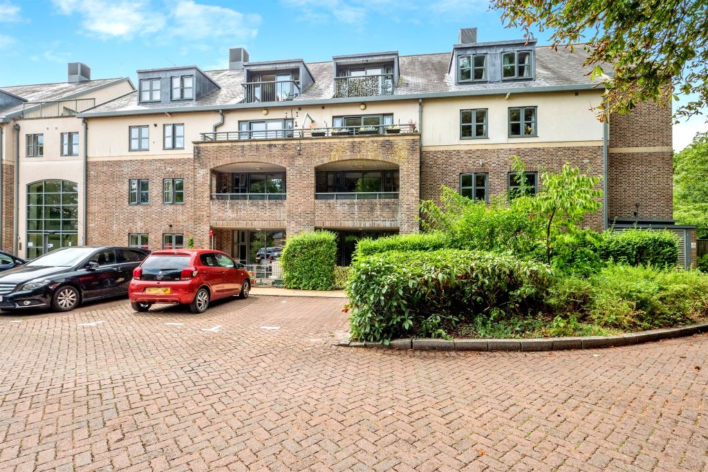 Property photo 1 of 17