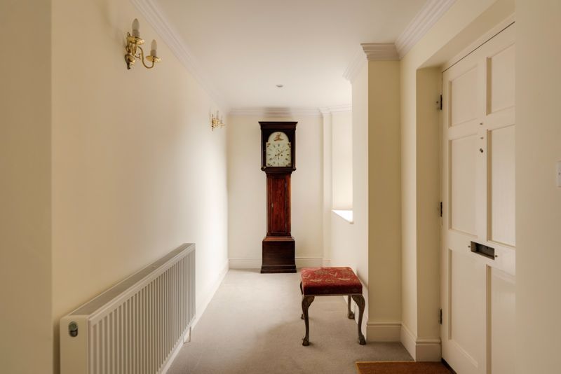 Property photo 3 of 13 Hall