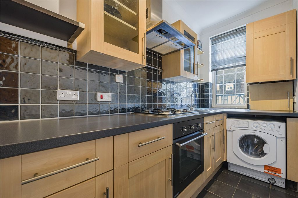 Property photo 3 of 13 Picture No. 12