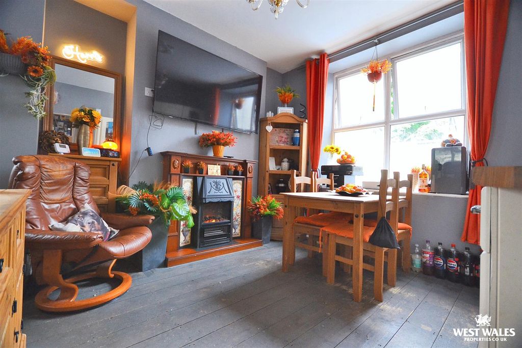 Property photo 3 of 21 Dsc_0642 (1).Jpg