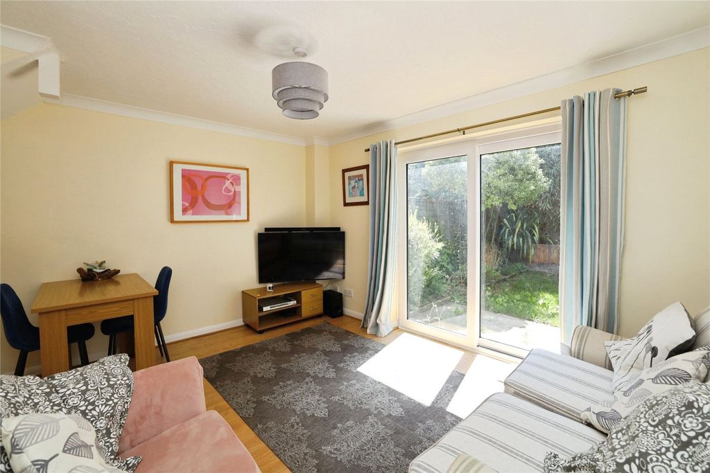 Property photo 3 of 13 Picture No. 24