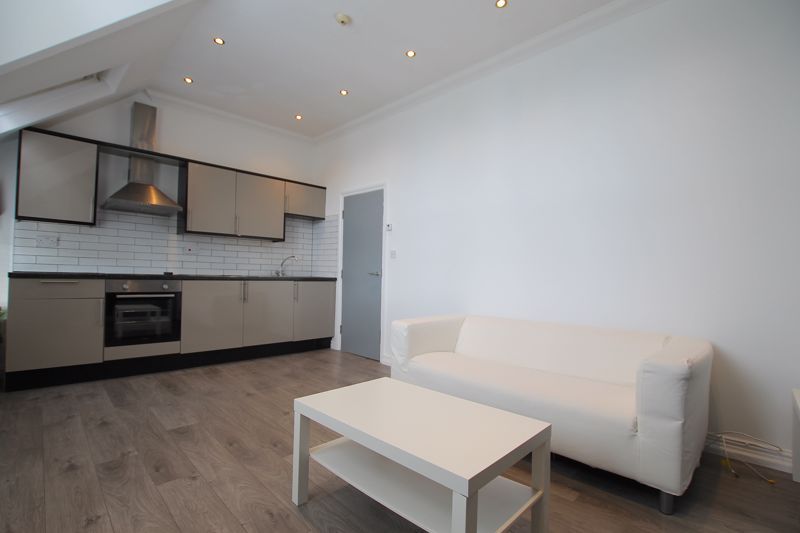 Property photo 2 of 5 Photo 4