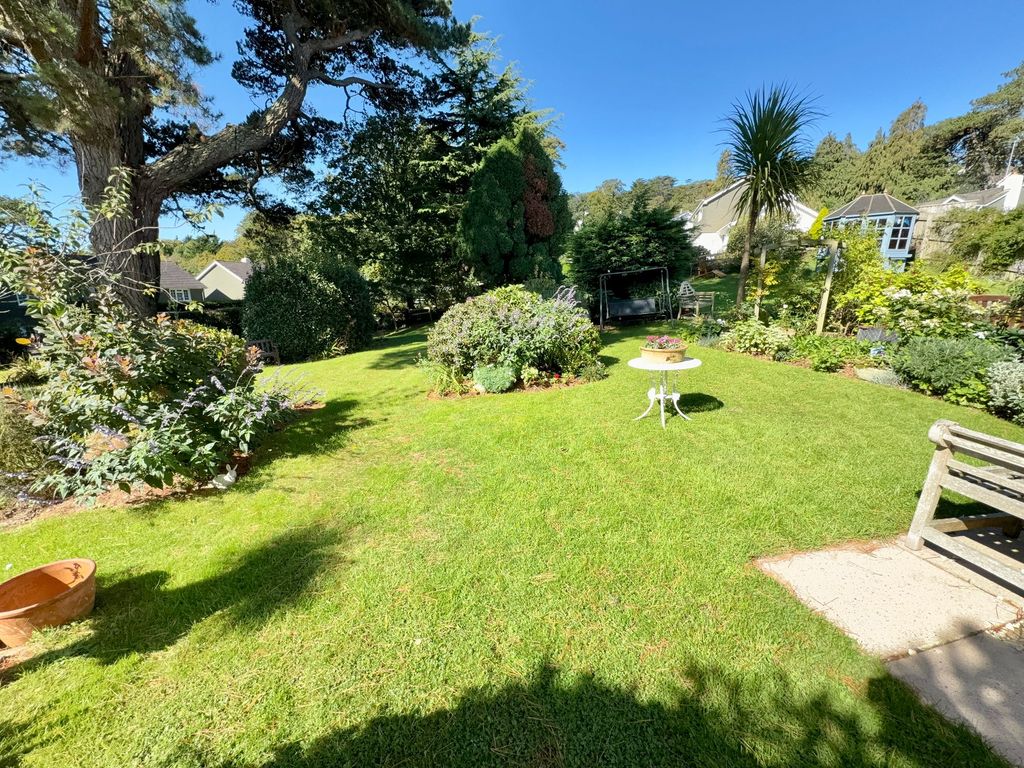 Property photo 2 of 38