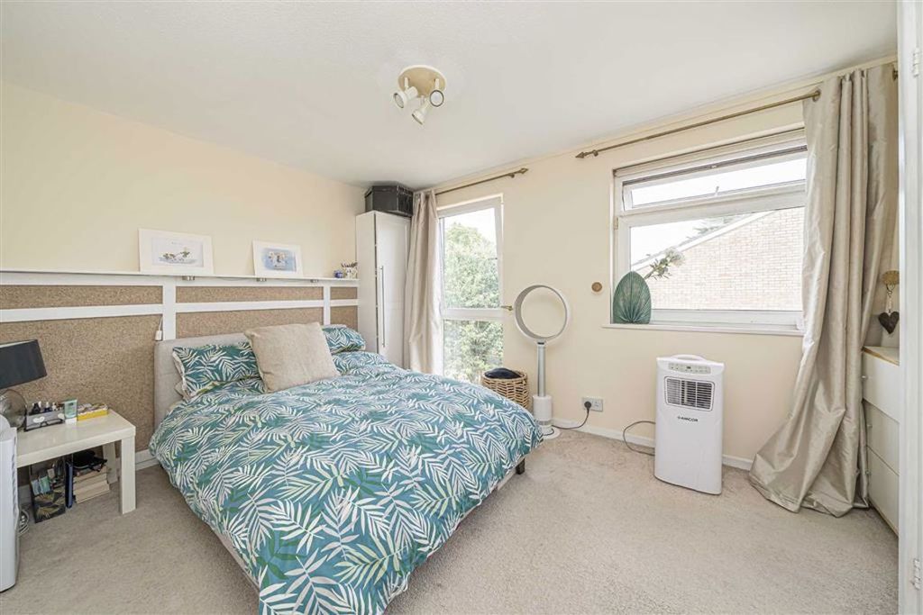Property photo 3 of 5