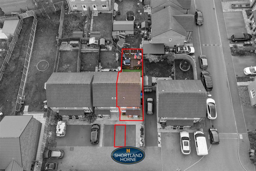 Property photo 2 of 24