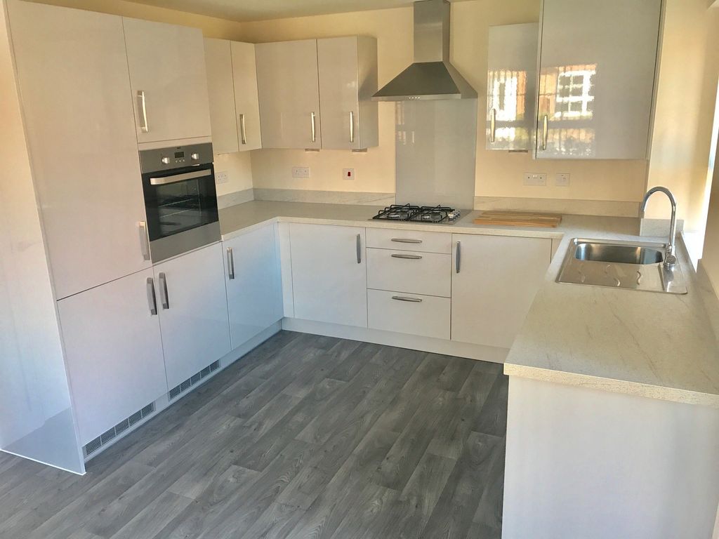 Property photo 2 of 44