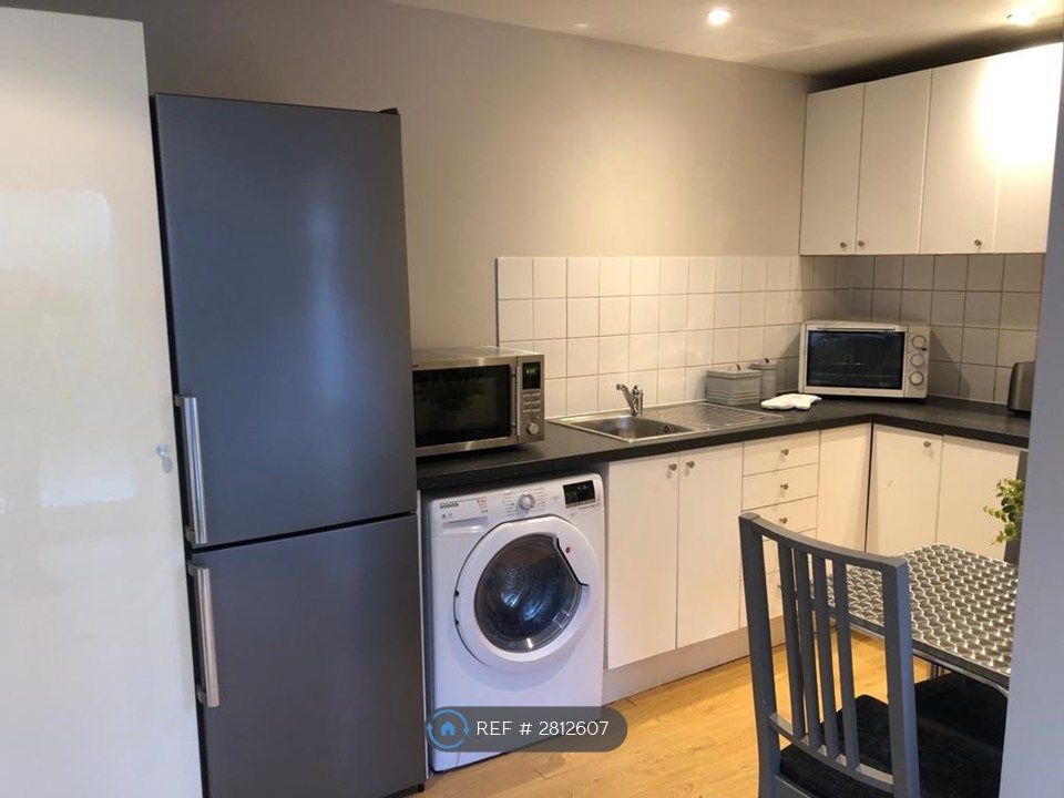 Property photo 3 of 8