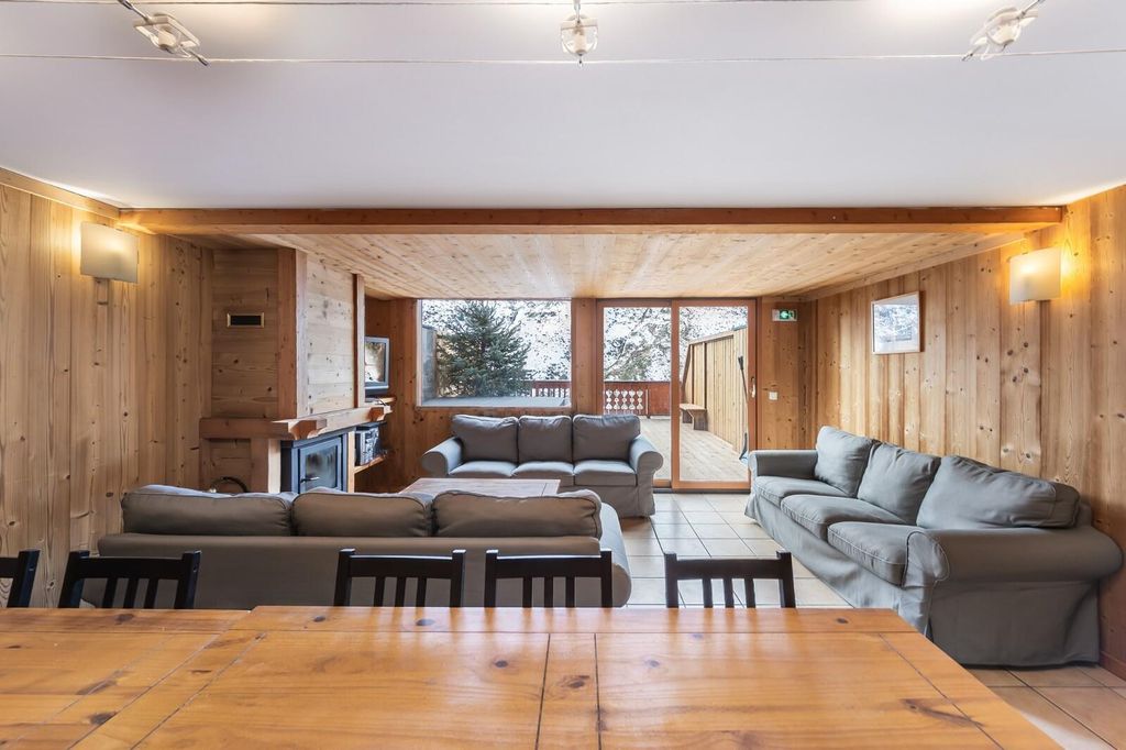 Property photo 1 of 13 Image